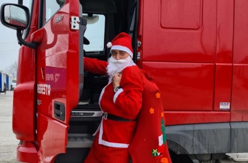 Przydatne gadżety do ciężarówki czyli co kupić kierowcy na świąteczny prezent? Top 10