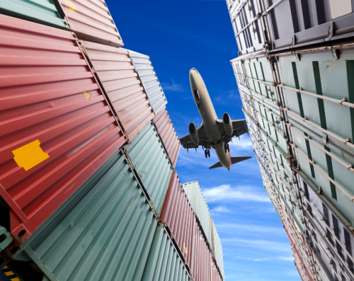Logistyka kontraktowa – czym jest i jakie korzyści oferuje?
